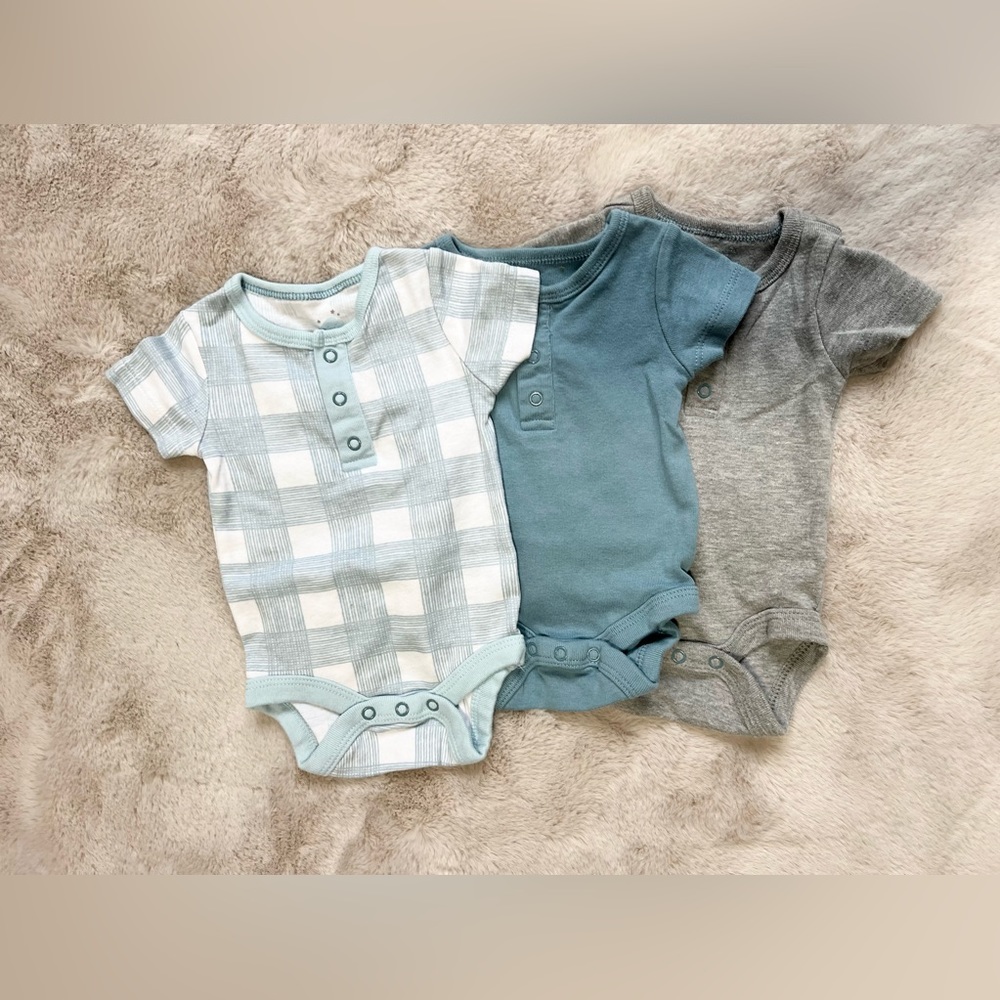 Cloud Island Onesie Bodysuit 3 Piece Set